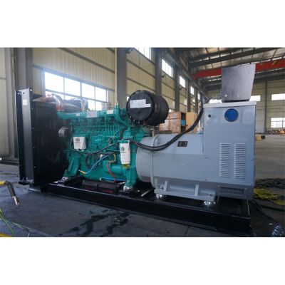 400kw濰柴藍(lán)擎柴油發(fā)電機(jī)組-濰柴藍(lán)擎6缸柴油機(jī)WP13D440E310 、柴油發(fā)電機(jī)組缸徑/行程：127/165mm,水冷發(fā)動機(jī)功率440KW,柴油發(fā)電機(jī)組配套馬拉松斯坦福發(fā)電機(jī)。廠價(jià)直銷歡迎選購：13773399855。